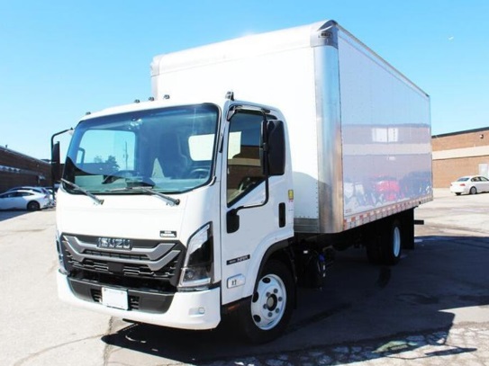 Isuzu NRR 2025