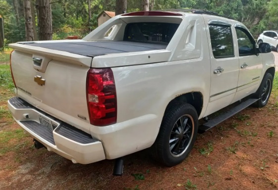 chevrolet avalanche 2012